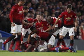 华体会体育-曼联横扫塞维利亚,阿尔巴统治全场的简单介绍