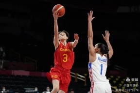 华体会官网-球场上的巅峰对决,胜者笑傲江湖