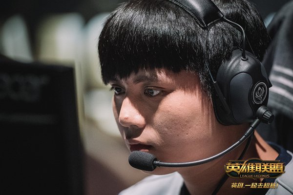 华体会体育-TSM横扫HLE,Faker完成史诗逆转2025世界赛2:1(釜山)  第2张 华体会体育-TSM横扫HLE,Faker完成史诗逆转2025世界赛2:1(釜山)  第2张