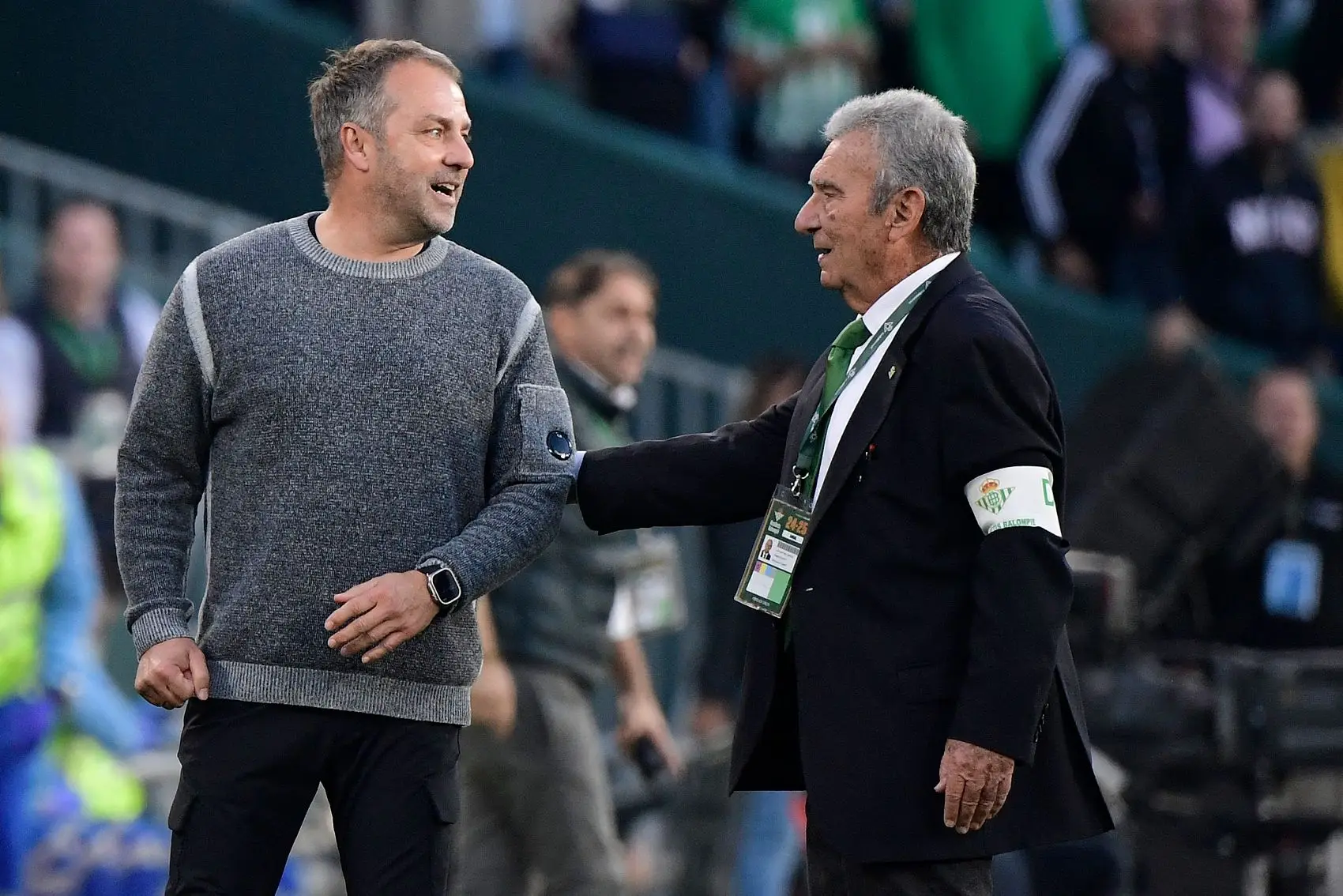 华体会登录-巴萨险胜波尔图,迪玛利亚补时绝平世界杯  第2张 华体会登录-巴萨险胜波尔图,迪玛利亚补时绝平世界杯  第2张