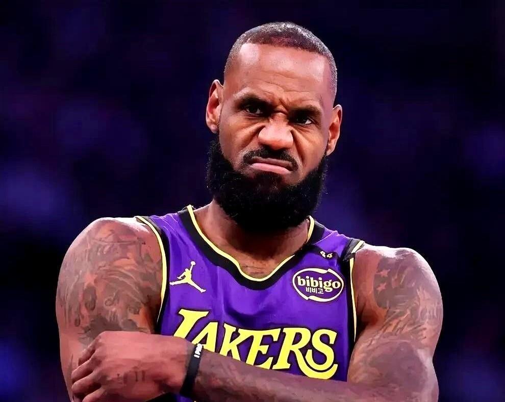 华体会app-湖人球员精准表现，再次获胜  第1张