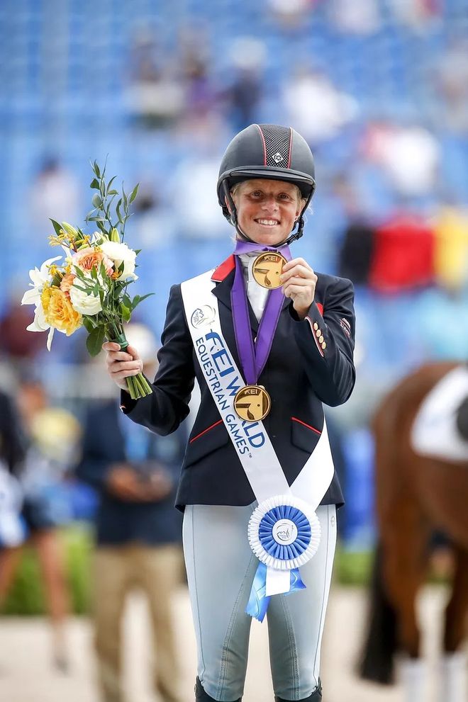 华体会下载-越南运动员在马术比赛中获得银牌  第1张 华体会下载-越南运动员在马术比赛中获得银牌  第1张